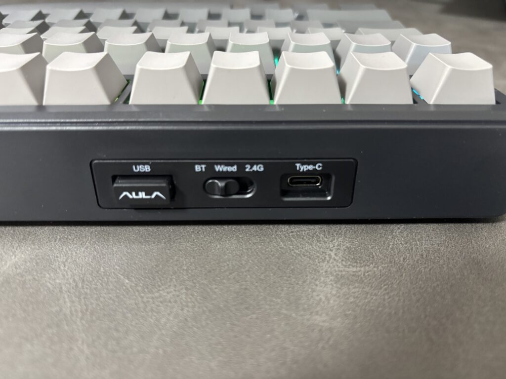 キーボード背面